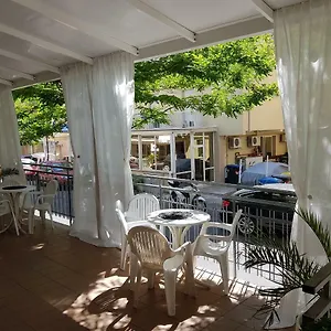 Nives Hotel